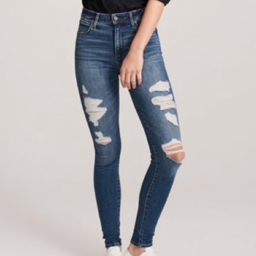 Abercrombie & Fitch Dark Wash Distressed Super Skinny Jeans 27W 31L / 4
